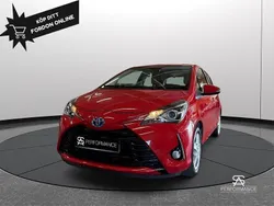 Röd Begagnad 2018 Toyota Yaris Hybrid Active Halvkombi | 134 500 kr (Bra pris)