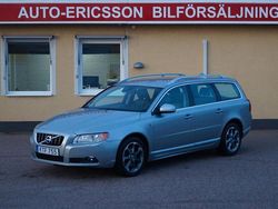 Silver Begagnad 2011 Volvo V70 Ocean Race Kombi | 129 800 kr (Dyr)