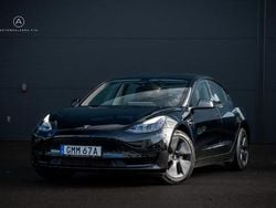 Svart Begagnad 2023 Tesla Model 3 Standard Range Sedan | 299 900 kr (Bra pris)
