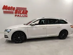 Vit Begagnad 2020 Skoda Superb Kombi | 309 900 kr (Lite dyr)