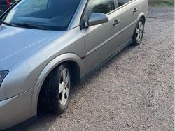 Grå Begagnad 2003 Opel Vectra Sedan | 10 000 kr (Superpris)