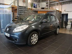 Mörkgrå Begagnad 2010 Dacia Sandero Halvkombi | 29 900 kr
