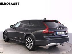 Svart Begagnad 2024 Volvo V90 CC Plus Kombi | 499 800 kr (Marknadspris)