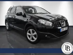 Svart Begagnad 2013 Nissan Qashqai +2 360º SUV | 104 900 kr (Marknadspris)