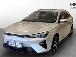 Grå (silver) Begagnad 2023 MG MG5 EV Luxury Kombi | 234 900 kr (Superpris)