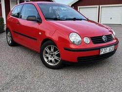 Röd Begagnad 2003 VW Polo Basis Halvkombi | 18 000 kr (Marknadspris)