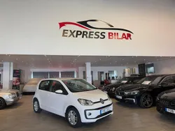 Vit Begagnad 2017 VW up! high up! Halvkombi | 72 000 kr (Marknadspris)