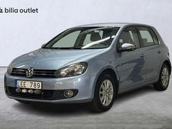 Ljusblå Begagnad 2010 VW Golf VI Halvkombi | 32 900 kr (Marknadspris)