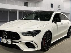 Vit Begagnad 2025 Mercedes CLA45 AMG AMG Kombi | 669 000 kr (Lite dyr)