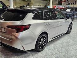 Silver Begagnad 2023 Toyota Corolla Sport Kombi | 339 000 kr (Marknadspris)