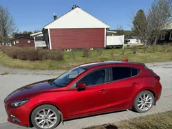 Röd Begagnad 2014 Mazda 3 Inclusive Halvkombi | 145 000 kr (Marknadspris)