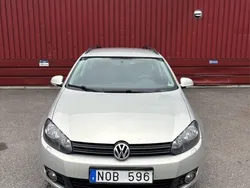 Brun Begagnad 2010 VW Golf Style Kombi | 47 000 kr (Marknadspris)