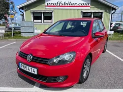 Röd Begagnad 2012 VW Golf VII GT Halvkombi | 64 900 kr (Marknadspris)