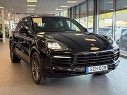 Svart Begagnad 2019 Porsche Cayenne SUV | 539 900 kr (Marknadspris)