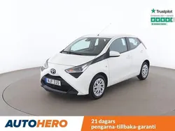 Vit Begagnad 2018 Toyota Aygo X-play Halvkombi | 110 000 kr (Marknadspris)