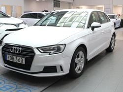 Vit Begagnad 2018 Audi A3 Sportback Sport Halvkombi | 134 900 kr (Marknadspris)