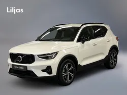 Vit Begagnad 2025 Volvo XC40 Plus SUV | 429 000 kr (Dyr)