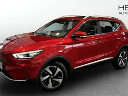 Röd (red) Begagnad 2022 MG ZS Luxury Sedan | 244 900 kr (Marknadspris)