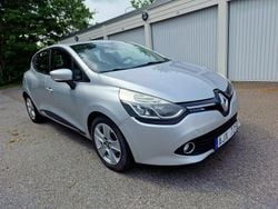 Silver Begagnad 2014 Renault Clio IV Halvkombi | 35 000 kr (Superpris)