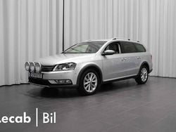 Silver (reflex silver metallic) Begagnad 2014 VW Passat Alltrack Kombi | 129 500 kr (Marknadspris)