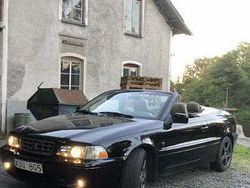 Svart Begagnad 2000 Volvo C70 Cab | 24 000 kr