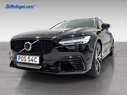 Svart Begagnad 2023 Volvo V90 Plus Kombi | 459 000 kr (Marknadspris)
