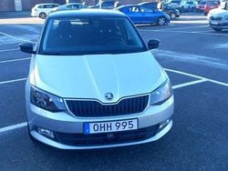 Silver Begagnad 2017 Skoda Fabia Style Halvkombi | 90 000 kr (Bra pris)