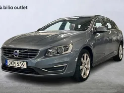 Ljusblå (blå) Begagnad 2016 Volvo V60 Business Edition Kombi | 214 900 kr (Lite dyr)