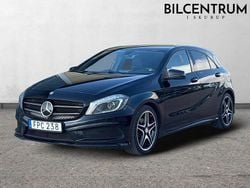 Svart Begagnad 2015 Mercedes A180 Halvkombi | 89 900 kr (Marknadspris)
