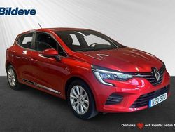 Röd Begagnad 2022 Renault Clio V Intens Halvkombi | 169 900 kr (Marknadspris)