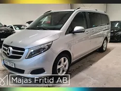 Silver (silver metallic) Begagnad 2016 Mercedes V250 Avantgarde Minibuss | 449 500 kr (Marknadspris)