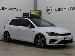 Vit Begagnad 2017 VW Golf VII R Halvkombi | 299 800 kr (Dyr)