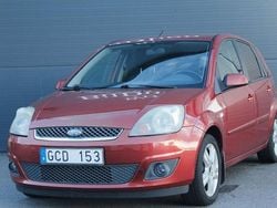 Orange Begagnad 2007 Ford Fiesta Halvkombi | 22 900 kr (Marknadspris)