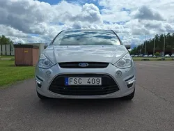 Grå Begagnad 2012 Ford S-MAX Business Edition Minibuss | 99 900 kr (Marknadspris)