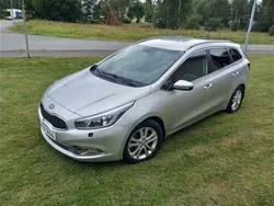 Grå Begagnad 2014 Kia Ceed Sportswagon Comfort Kombi | 59 000 kr (Marknadspris)