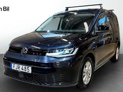 Blå (starlight blue metallic) Begagnad 2021 VW Caddy Minibuss | 239 900 kr (Marknadspris)