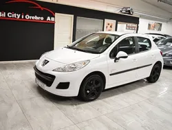 Vit Begagnad 2010 Peugeot 207 Halvkombi | 56 900 kr (Dyr)
