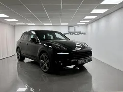 Svart (svart met.) Begagnad 2016 Porsche Cayenne SUV | 369 900 kr (Dyr)