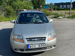 Silver Begagnad 2005 Chevrolet Kalos Halvkombi | 13 000 kr (Marknadspris)