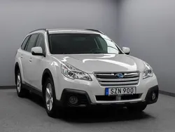 Vit Begagnad 2014 Subaru Outback SUV | 98 800 kr (Lite dyr)