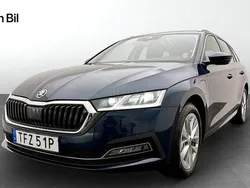 Blå Begagnad 2023 Skoda Octavia Style Kombi | 344 900 kr (Marknadspris)