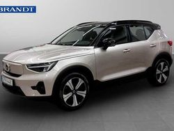 Ljusgrå (grå) Begagnad 2023 Volvo XC40 Plus SUV | 399 900 kr