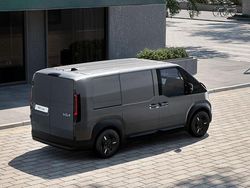 Ny 2025 Kia PV5 Plus Van | 493 500 kr