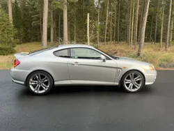 Grå Begagnad 2002 Hyundai Coupé Sportkupé | 39 500 kr