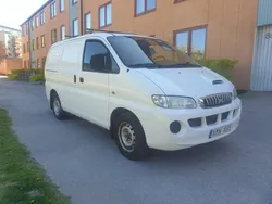 Begagnad 2006 Hyundai H-1 Minibuss | 39 999 kr