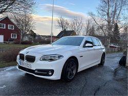 Vit Begagnad 2017 BMW 520 Kombi | 150 000 kr