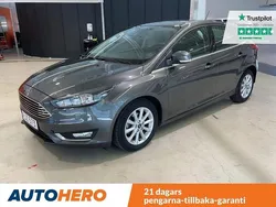 Grå Begagnad 2018 Ford Focus Titanium Halvkombi | 173 000 kr (Marknadspris)