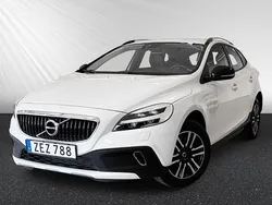 Vit Begagnad 2018 Volvo V40 CC Kombi | 199 900 kr (Bra pris)