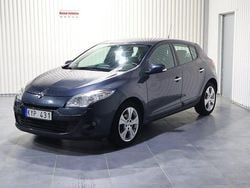Mörkgrå Begagnad 2010 Renault Mégane III Halvkombi | 52 900 kr (Marknadspris)