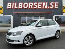 Vit Begagnad 2017 Skoda Fabia Style Halvkombi | 119 000 kr (Marknadspris)